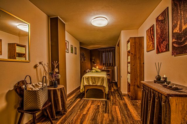 Wellness in den Dolomiten Bild: Entspannungsbereich